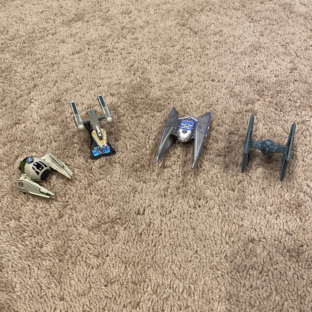 Star Wars Figurines Lot